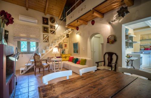 Koiliomenos Casa | Adrieli Houses