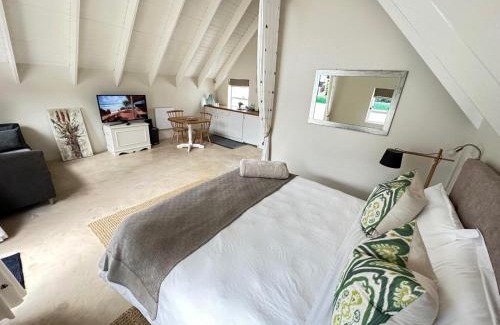 Saint Francis Bay Casa | Adrift Guesthouse