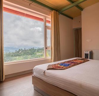Kaul Hotel | Adrushya Estate - Hillside Retreat With Restaurant & Karaoke Room