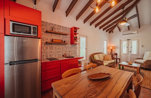 Santa Cruz Casa | Adults-Only Casita w/ King Bed, Pool, BBQ & Nature Views Near Aruba Nat’l Park!