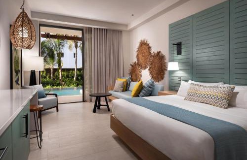 Playa Bibijagua Complejo | Adults Only Club at Lopesan Costa Bávaro Resort