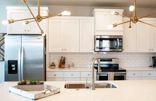 Washington Fields Condominio | Adventure Awaits in Southern Utah | Top Floor Condo With Pool