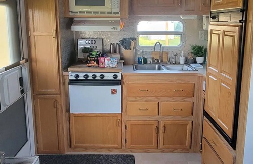 Port Angeles East Casa | "Adventure Awaits – Tiny Living, Big Adventure!"