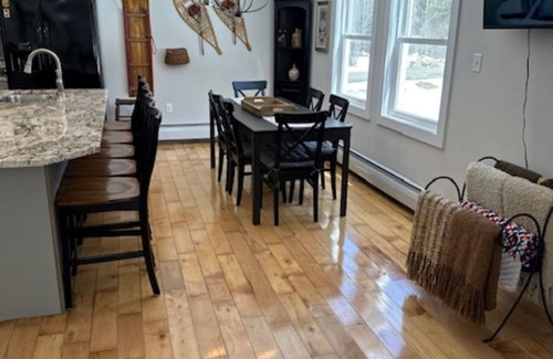 Stratton and Bromley Ski Areas Condominio | Adventure Awaits! Within walking distance of Appalachian trail!