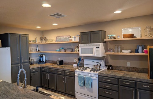 Greenehaven Casa | Adventure Base Near Lake Powell — Hikes, Views, Comfort & Pet Friendly
