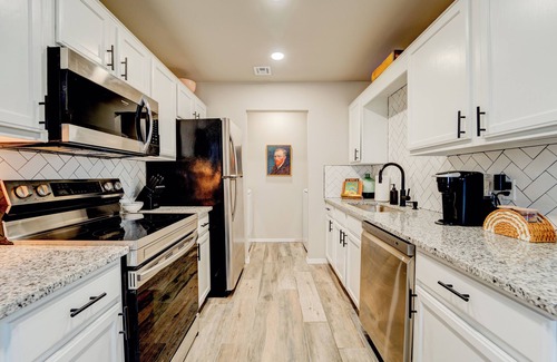Bentonville Casa | Adventure Base - Trailside 2BR