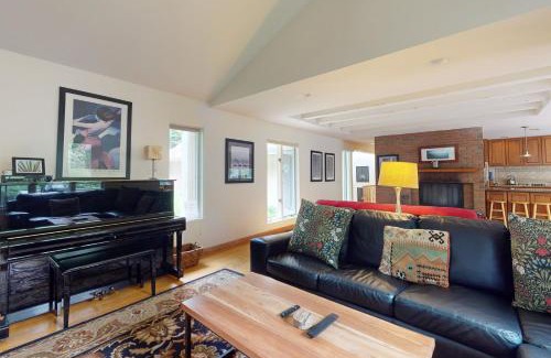 Stowe Area Casa | Adventure Basecamp