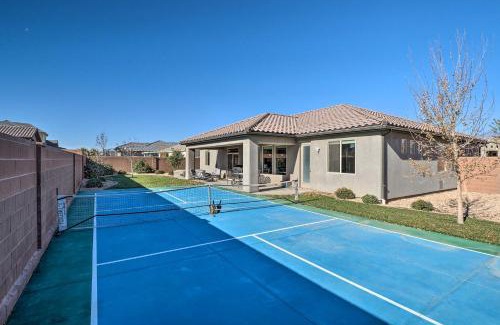 Hurricane Casa | Adventure Bound Home with Pickleball, Hot Tub and More