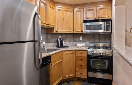 Midway Villa | Villa 3049 2 habitaciones, 2 baños, cocina completa con $ 250 de excursiones locales gratuitas
