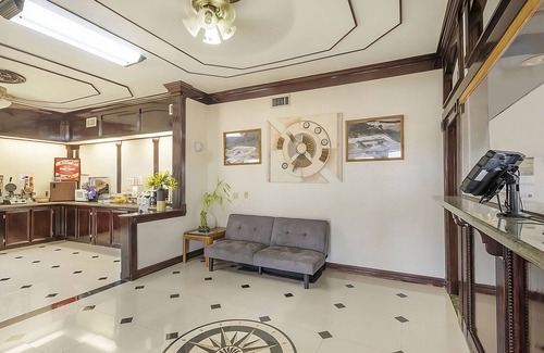 Three Rivers Casa | Adventure In the Outdoors! Outdoor Pool, Onsite Dining, Free Parking!