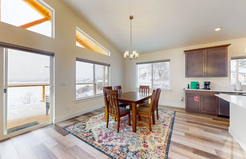 Manson Casa | Adventure pad with water views, deck, open layout, games, W/D, & central AC