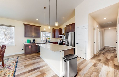 Manson Casa | Adventure pad with water views, deck, open layout, games, W/D, & central AC