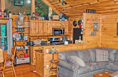 Topton Cabina | Buscadores de aventuras buscados !! Explorar 🌲Relájese 🌲Desconectar Hacer recuerdos ... ❤
