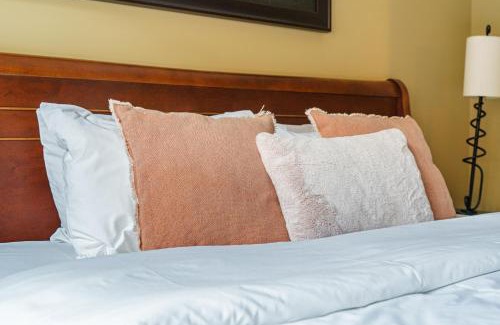 Canmore Apartamento | Adventurer's Escape~ Mountain Luxury Resort
