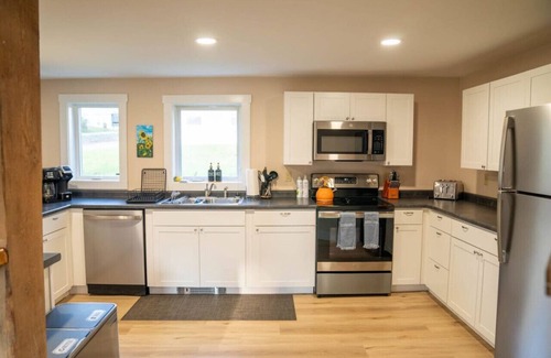 East Burke Casa | Adventurer's Home by Kingdom Trails and Burke Mtn