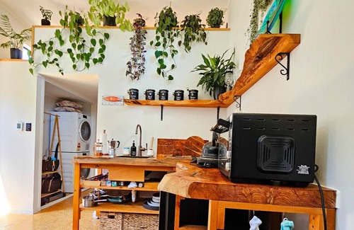 Hot Water Beach Casa | Adventurers Chest - Pohutukawa Equipment Included