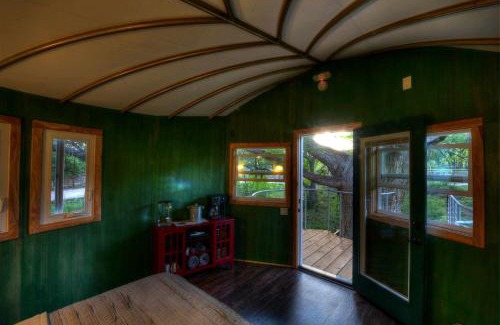 Spicewood Casa | Adventures Await at this Stunning Tree House Retreat in Texas