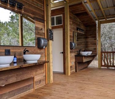 Spicewood Casa | Adventures Await at this Stunning Tree House Retreat in Texas
