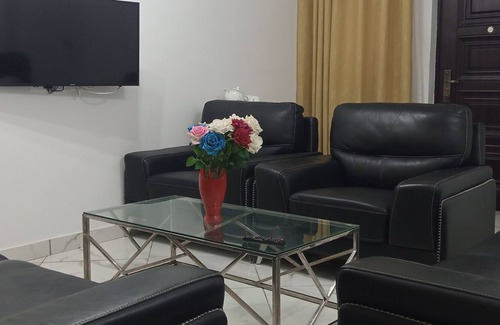 Kyebi Hotel | ADWOA ASANTEWAA MEMORIAL HOTEL