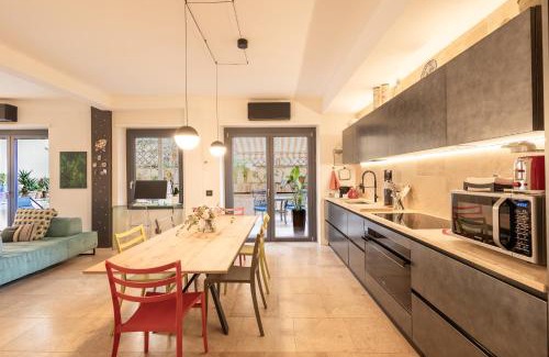 Aventine Apartamento | Ædrian's Loft. Boutique apartment with private terrace in the center of Rome