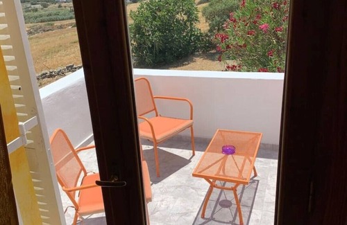 Krotiri Apartamento | Aegean Overlook Studios #2. Quiet rooms overlooking the Port.