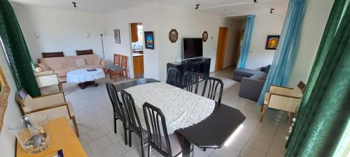 Vesturbyggð Apartamento | Ægisholt privete house with hot tub