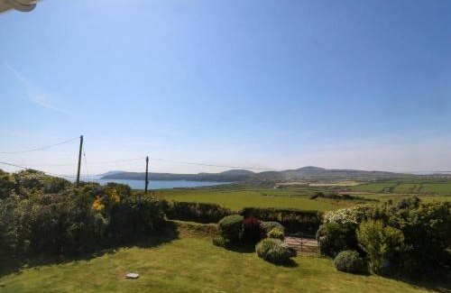 Garn Fadryn Casa | Ael Y Fron