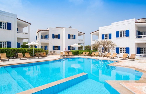 Anissaras Apartamento | Apartamentos Aelia con vistas a la piscina