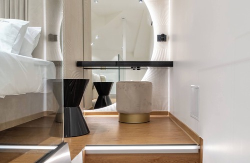 Monastiraki Hotel | Aeolian Spirit Suites