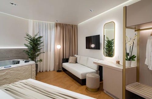 Monastiraki Hotel | Aeolian Spirit Suites