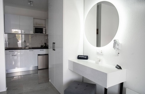 Asprovalta Casa | AEONIAN LUXURY SUITES