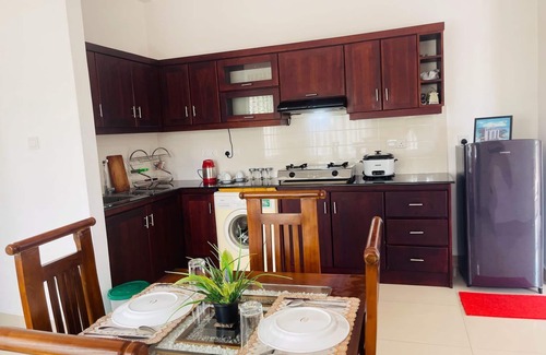 Negombo Apartamento | AEONSKY 7 - Liyasha Villa