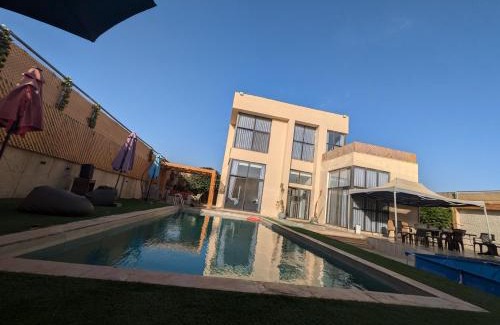 Al Jizah Chalet De Esquí | Aeropuerta Mini Villa - Private Comfy Layover near Amman Airport