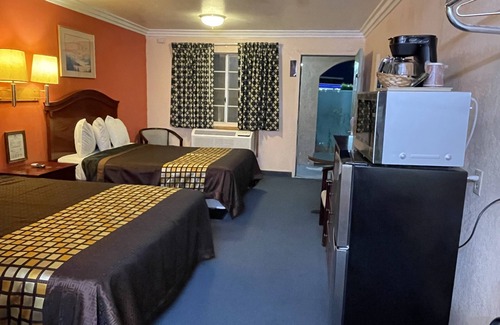 Mojave Hotel | Aerospace Inn