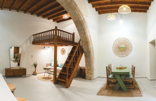 Archangelos Apartamento | Aesthisis Sensational at Archangelos