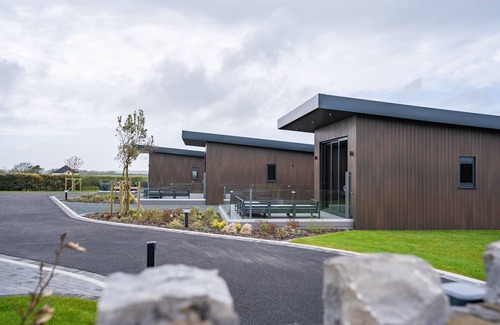 Llangefni Cabaña | Aethwy Lodge - sleeps 4 guests in 1 bedroom