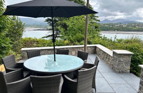 Menai Bridge Casa | Afallon