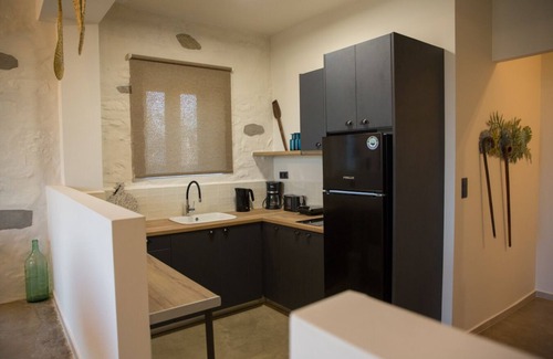 Pylos-Nestoras Casa | Afentiko Pigadi - Villa overlooking the hills