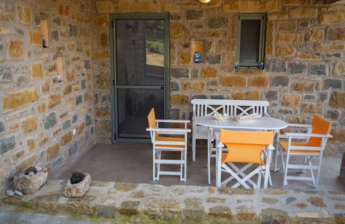 Pylos-Nestoras Villa | Afentiko Pigadi - Villa con vista al jardín