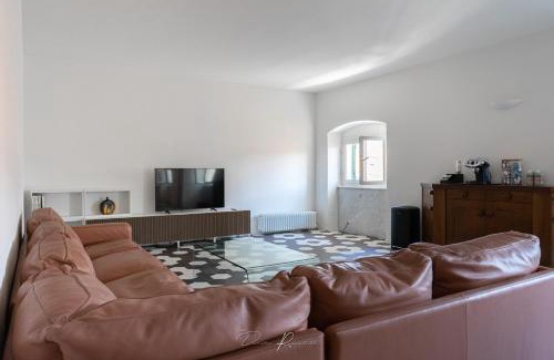 Sarzana Casa | Affittacamere Al campanile