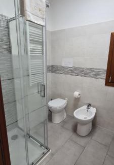 Adro Casa | Affittacamere Faet