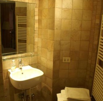Zona LIII Tomba di Nerone Casa | Affittacamere Villa Wilson