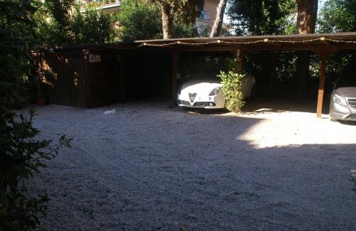 Zona LIII Tomba di Nerone Casa | Affittacamere Villa Wilson