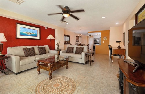 Colonia Andrés Condominio | Luxury Condo w/ Fantastic Rates!