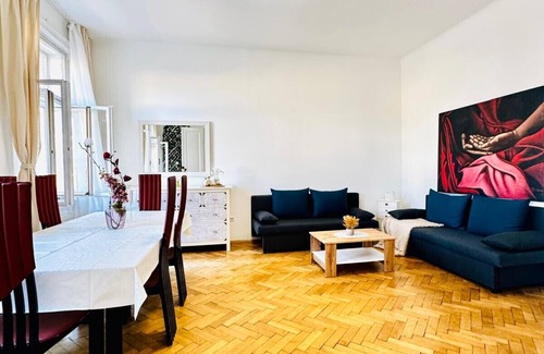 Rudolfsheim-Funfhaus Apartamento | Affordable 1BR&1LR Apt, 7- Min to Westbahnhof