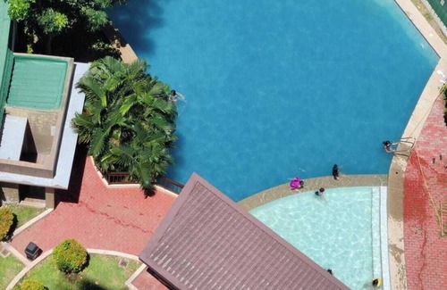 Muntinlupa Apartamento | Affordable Alabang Staycation