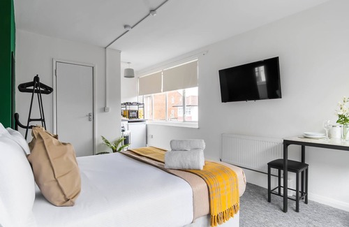 Southgate Apartamento | Affordable En-Suite Studio Rooms in London, N14 1B