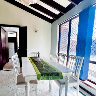 Booragoon Casa | Affordable long Term Stay Queen Size Bedroom Near City University Fremantle