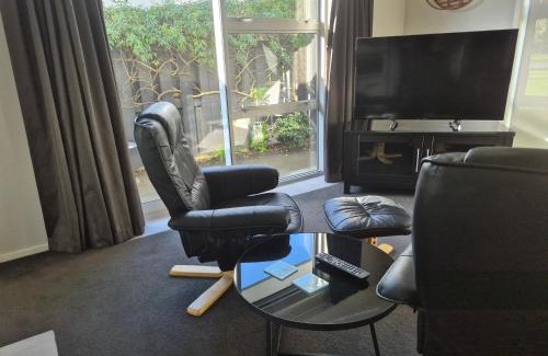 Pukekohe Apartamento | Affordable Luxury One Bedroom Apartment in Pukekohe