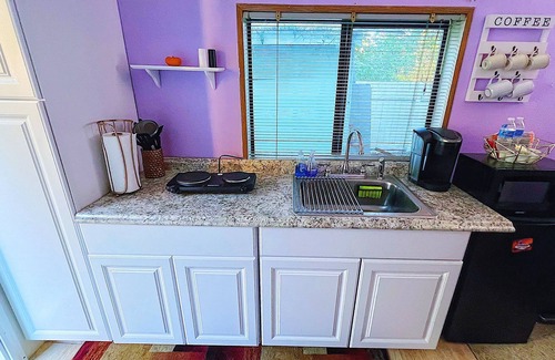 Renton Casa | AFFORDABLE & MODERN 1BR PRIVATE GUEST SUITE [ ~280 sq. ft. ]